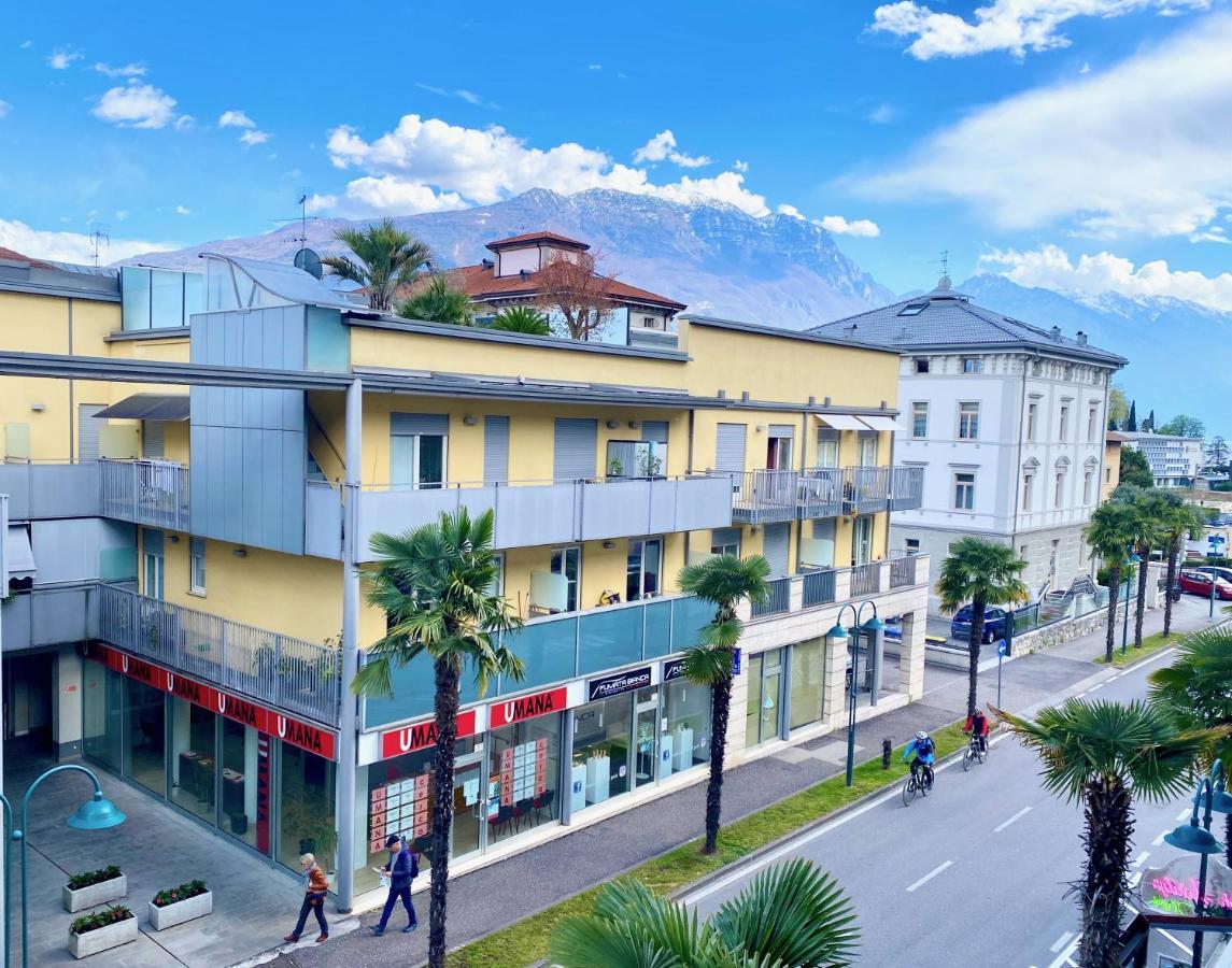 Riva Central Apartment - Free Parking Extérieur photo