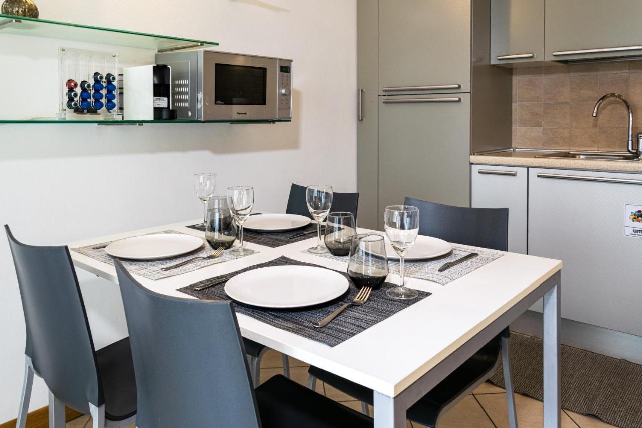 Riva Central Apartment - Free Parking Extérieur photo